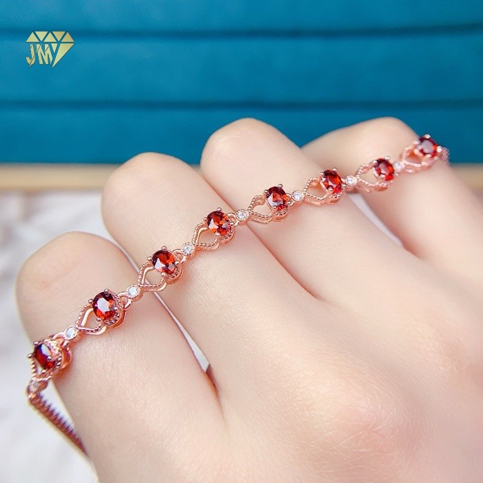 women’s garnet bracelet