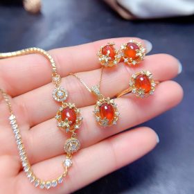 Daphne Garnet Jewelry Set