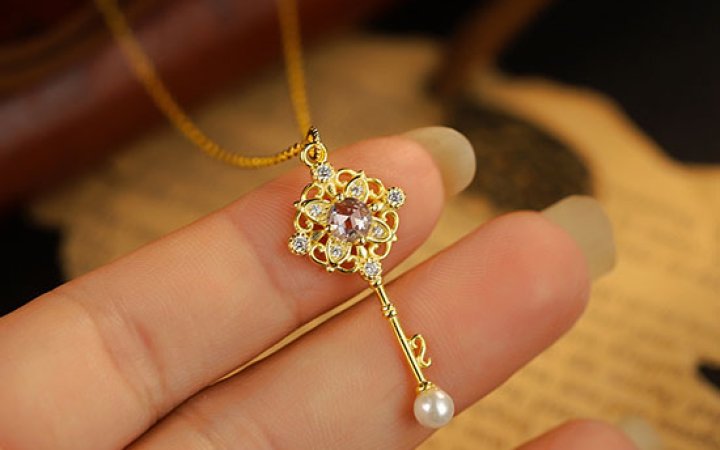 Jewelry news about Silver 925 tanish